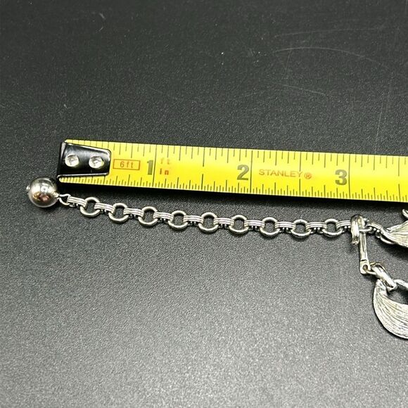 BOGO Free Jewelry...Lisner Matte Textured Silver Leaf Choker Necklace - Picture 7 of 7
